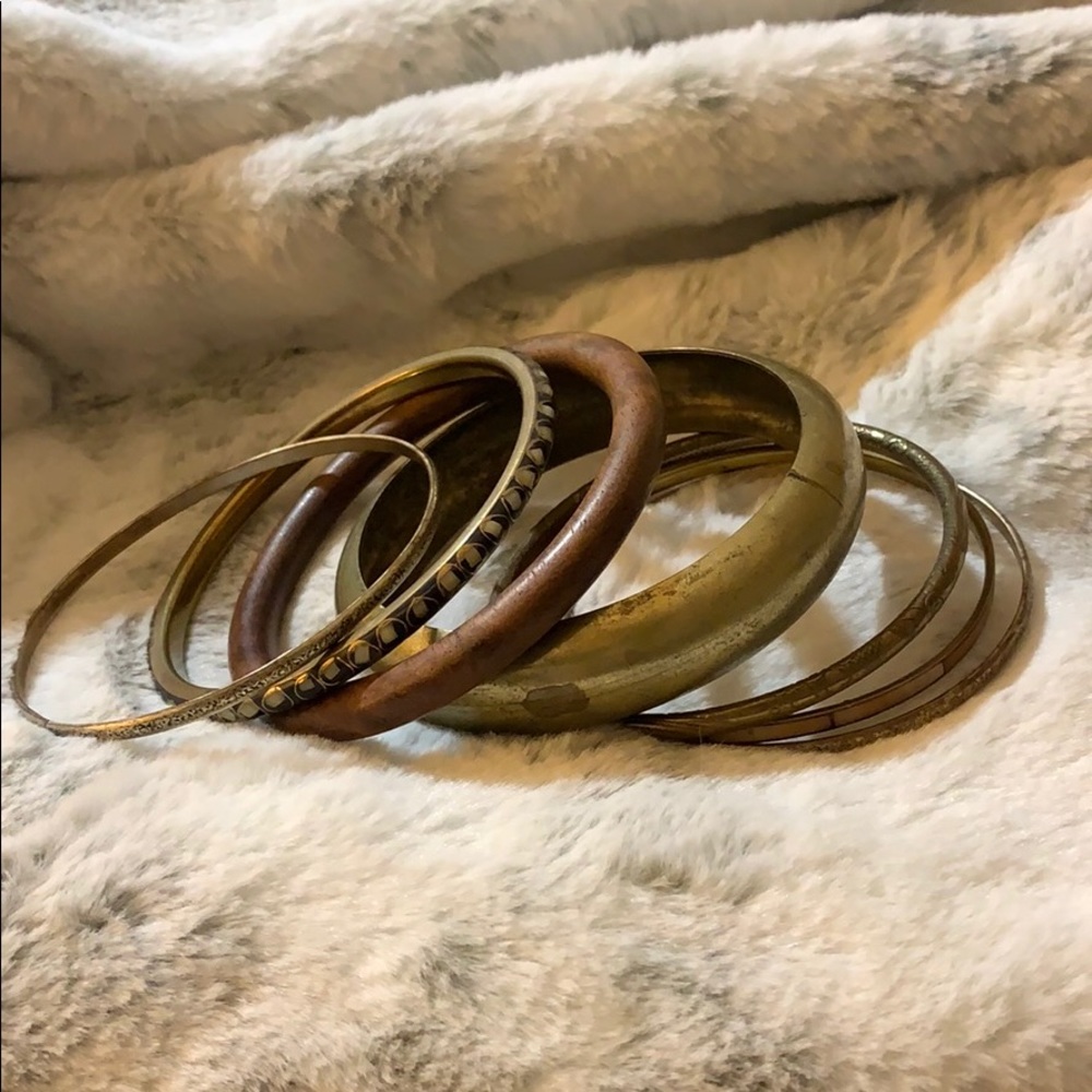 Bracelets - Picture 2 of 2